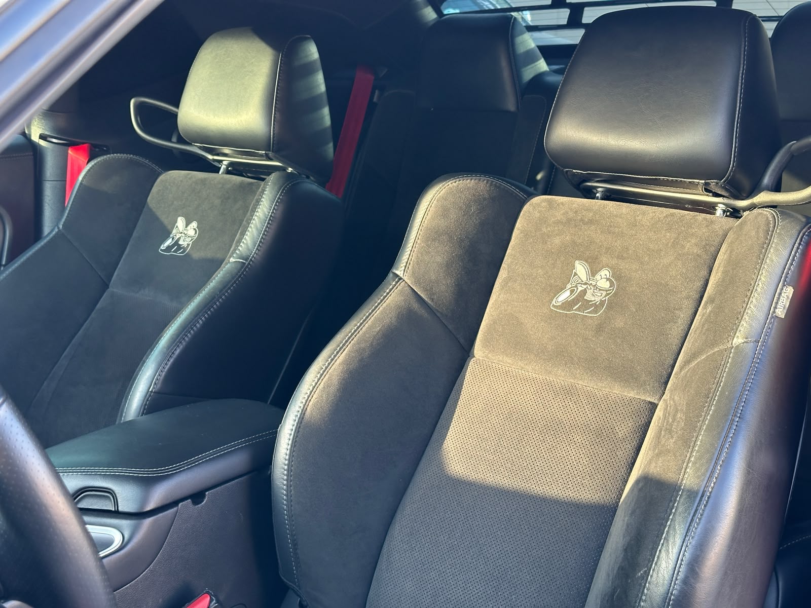 Blanco Dodge Challenger SRT V8 2021